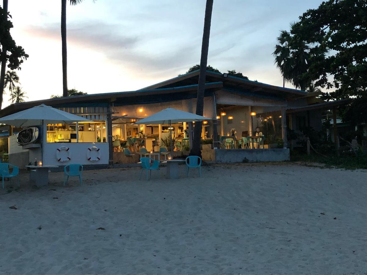 Le Petit Saint Tropez Otel Khanom Dış mekan fotoğraf